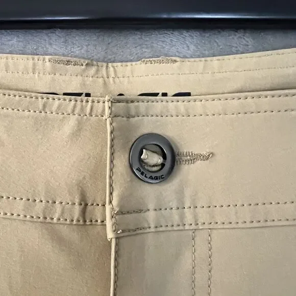 Pelagic Men’s Khaki Fishing Shorts Performance Outdoor Size 38 NEW - Picture 3 of 8